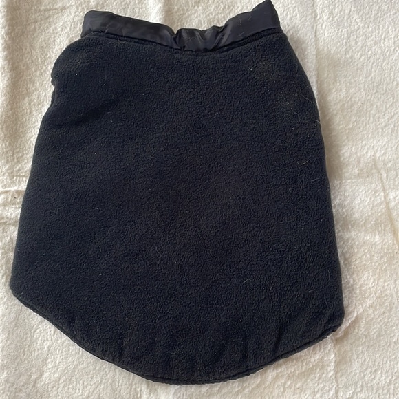 Dog Sweater. Reversible Black And Print. See Pictures For Size. Good Condition. - Picture 2 of 13